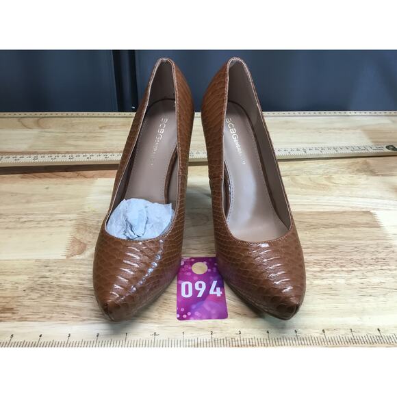 BCBGeneration Penni Heels Women's 9 Brown Snake Skin Slip-On Platform Pump - Picture 1 of 8